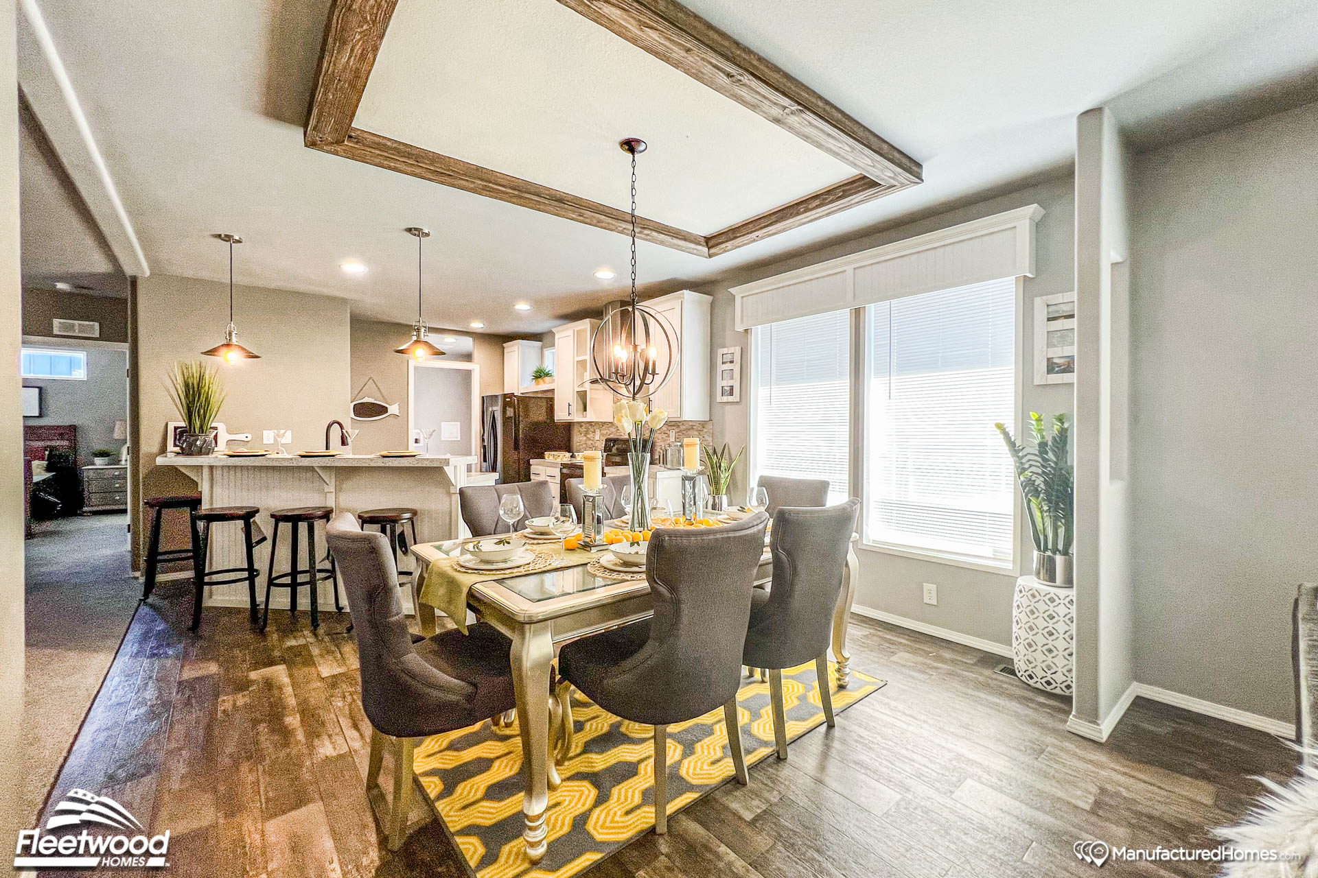 Prestige Series 28563E The Hauser (Alt Kitchen 1) by Fleetwood Homes